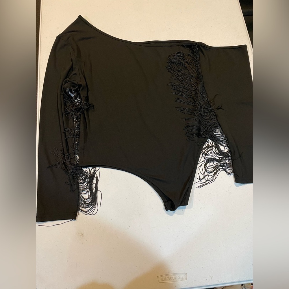 Plus Asymmetrical Neck Fringe Trim Bodysuit NWOT. Two different sizes 2XL / 1XL - Picture 4 of 8